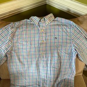 Vineyard Vines button down dress shirt